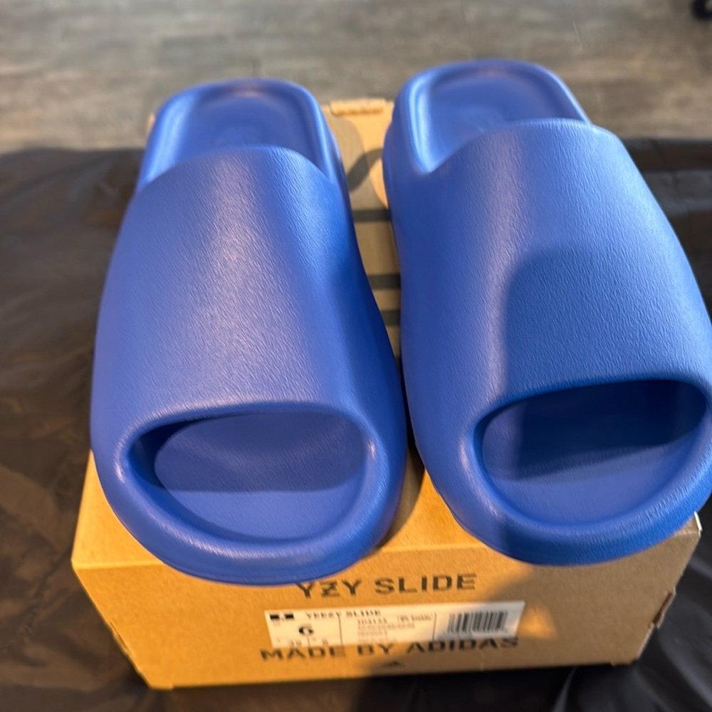 Brand new with box Yeezy slides. Azure color. Sz6